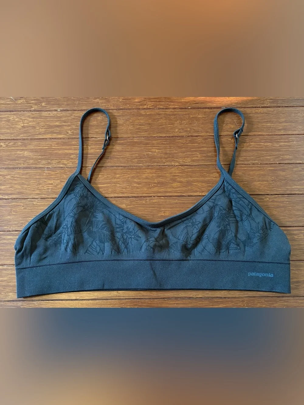 Patagonia Women's Barely Everyday Bra in Black size XL